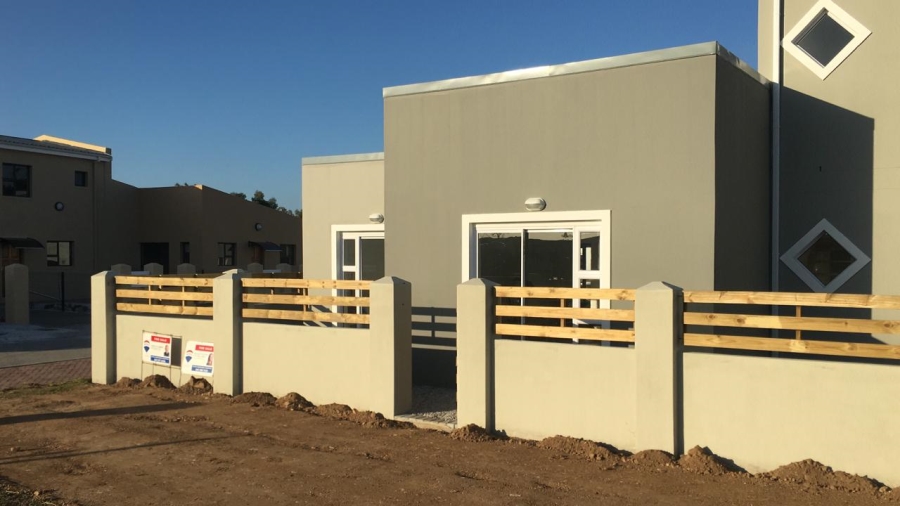 2 Bedroom Property for Sale in Parsonsvlei Eastern Cape